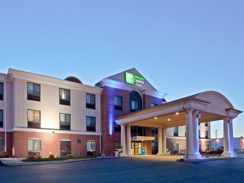 Holiday Inn Express Hotel & Suites Concordia Us 81 By Ihg Экстерьер фото
